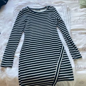 Black and white striped mini dress - M Boutique. Size M / 6